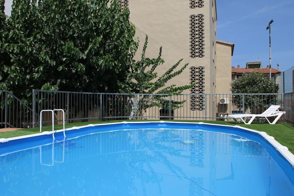 Rvapartaments Provenzal L' Escala Exterior foto